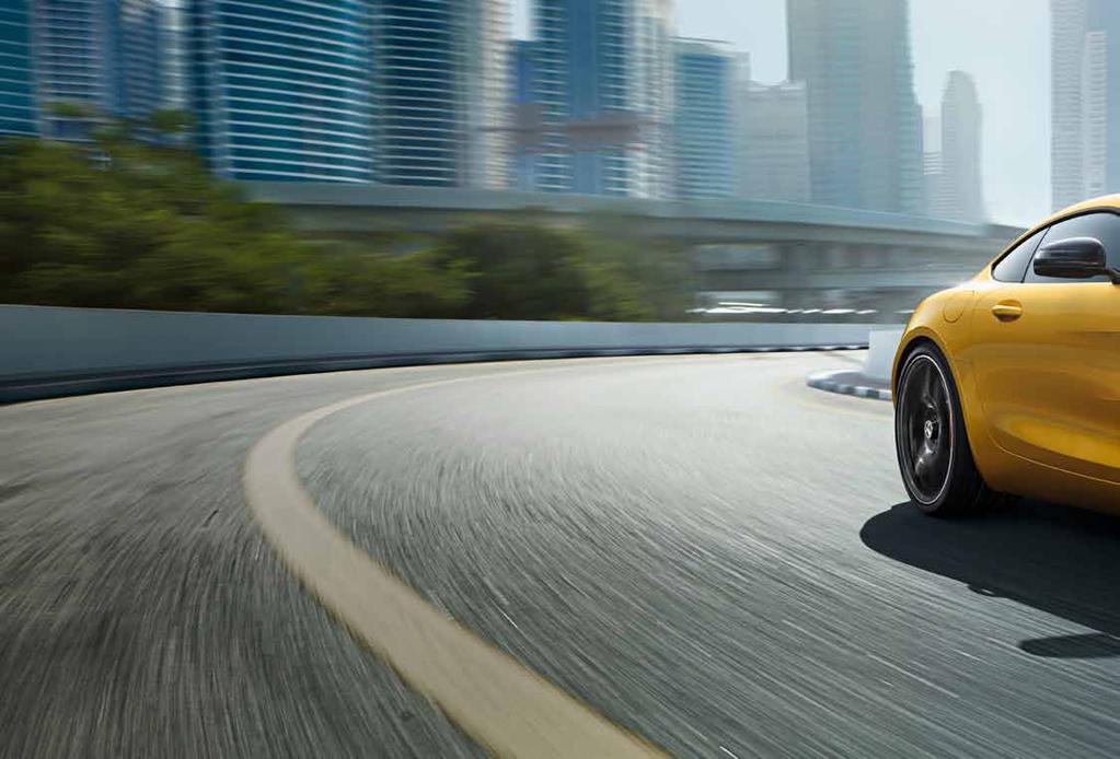 12 Performance i gränslandet En bil byggd för att skapa ren och oförfalskad sportbilskänsla det är Mercedes-AMG GT S.