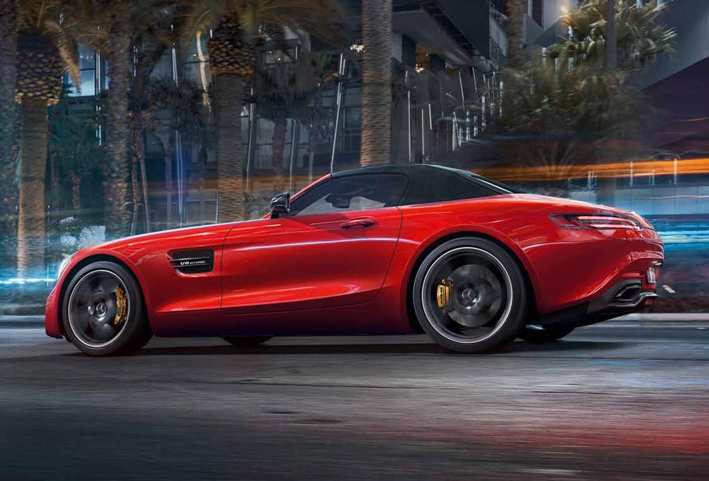 66 Tak Lika exklusiva som medlemmarna i familjen Mercedes-AMG GT är urvalet av tak.