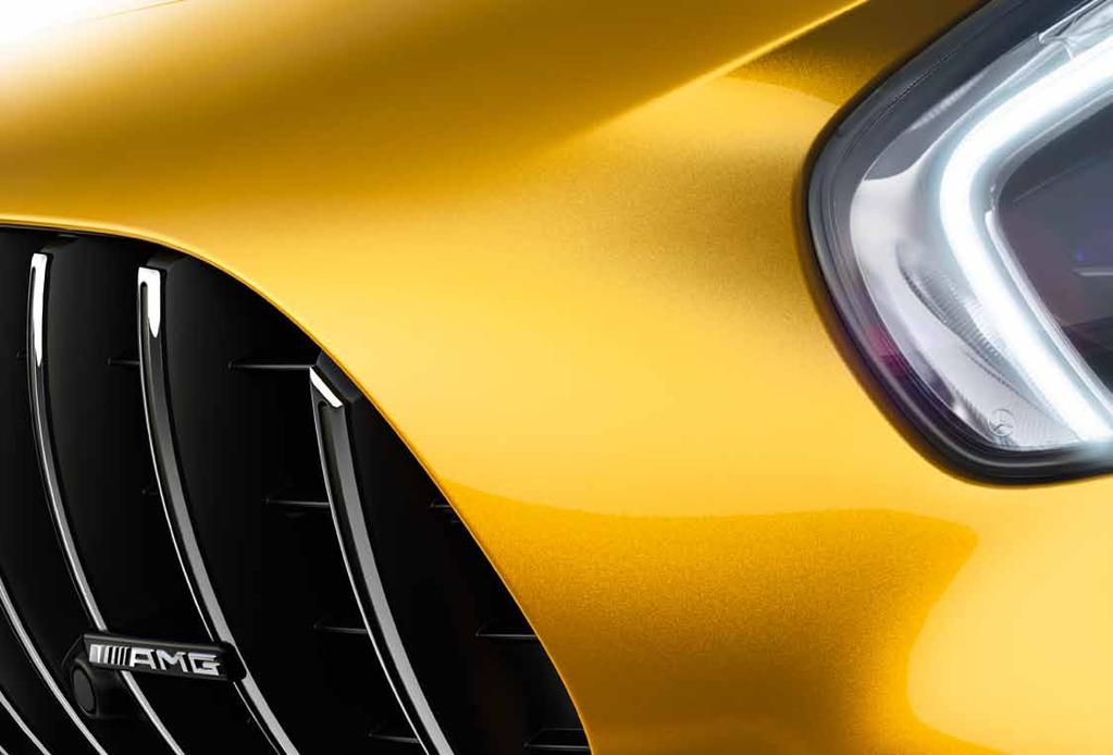 8 Kapitel 1 10 Mercedes-AMG GT och Mercedes-AMG GT S Innehåll Kapitel 2 18 Mercedes-AMG GT C Edition 50 Kapitel 3 24 Mercedes-AMG GT R Kapitel 4 28 Mercedes-AMG GT Roadster Kapitel 5 36 Mercedes-AMG