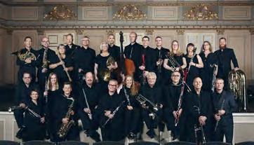 Genom åren utvecklades ensemblen till en modern och nyskapande orkester.
