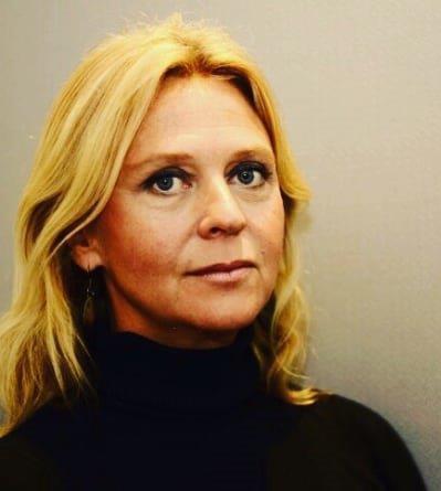 I sin kliniska roll leder Anna Sarkadi öppenvårdsbarnläkarnas arbete i Region Uppsala. Mår ungdomar dåligt eller mår de bara inte bra?
