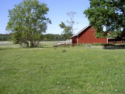 Sörängen (6544319 1623864), kartbilaga 37 Det inventerade området bestod av kulturbeten i anslutning till en mindre gård omgiven av ett åkerlandskap (figur 25).