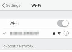 38 3 Vid anslutning via Wi-Fi för första gången uppmanas du att ange kamerans lösenord. Ange det lösenord du noterade i steg 1 (notera att lösenord är skiftlägeskänsliga).