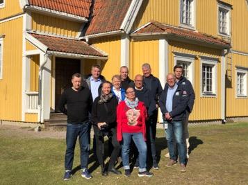 Vi ber om värden som: Skapar värden!