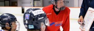 I Linköping erbjuder vi följande: + + Fys och hälsa + + Fotboll + + Handboll + + Innebandy nationellt godk änd idrottsutbildning För dig som vill kombinera studier med en elitsatsning på din idrott.
