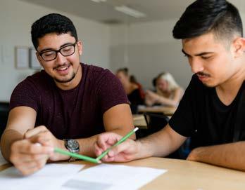 Nästa läsår startar vi en engelskspråkig profil på Ekonomiprogrammet! Besök oss på Gymnasiemässan och på Öppet Hus så berättar vi mer.