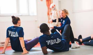 Programmet passar dig som vill arbeta som idrottslärare, sjukgymnast, polis, övriga uniformsyrken, tränare, arbetsterapeut, personlig tränare och dig som vill fortsätta