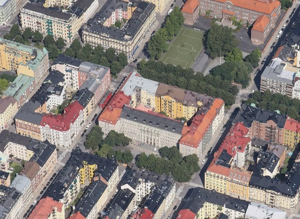 Sida 4 (10) Övergripande beslut och styrande dokument Översiktsplan I översiktsplan för Stockholm har området beteckningen Område där komplettering kan prövas inom ramen för befintlig markanvändning