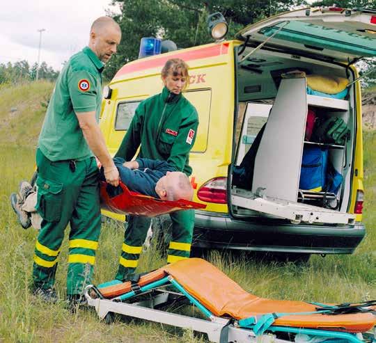 Förslag på utrustning till ambulansbår: MiniStretcher placeras under eller ovanpå ambulansmadrassen.