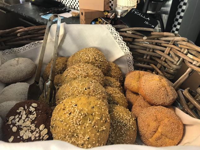 Gott & Reko i Uppsala, Strandbodkilen 3 Jag var in andra dagen som fiket öppnat, den 17 april.