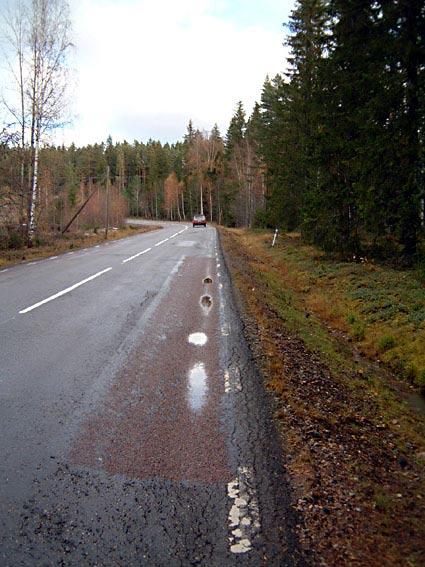 VTI meddelande 909 2002 Vägytans inverkan på