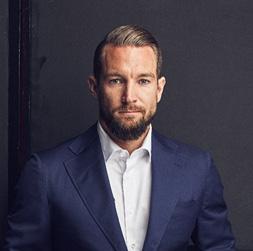 Ett stärkt ledarskap Att själv få sätta punkt Föreläsningen tar oss igenom en elitidrottares livsresa och ger oss fakta och stöd om psykisk ohälsa.