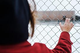 Inkluderande idrott Trygga idrottsmiljöer - sexuella trakasserier Vi har förmånen att få lyssna till Cecilia Kjellgren Universitetslektor från Linneuniversitetet i Växjö Cecilias forskning har fokus