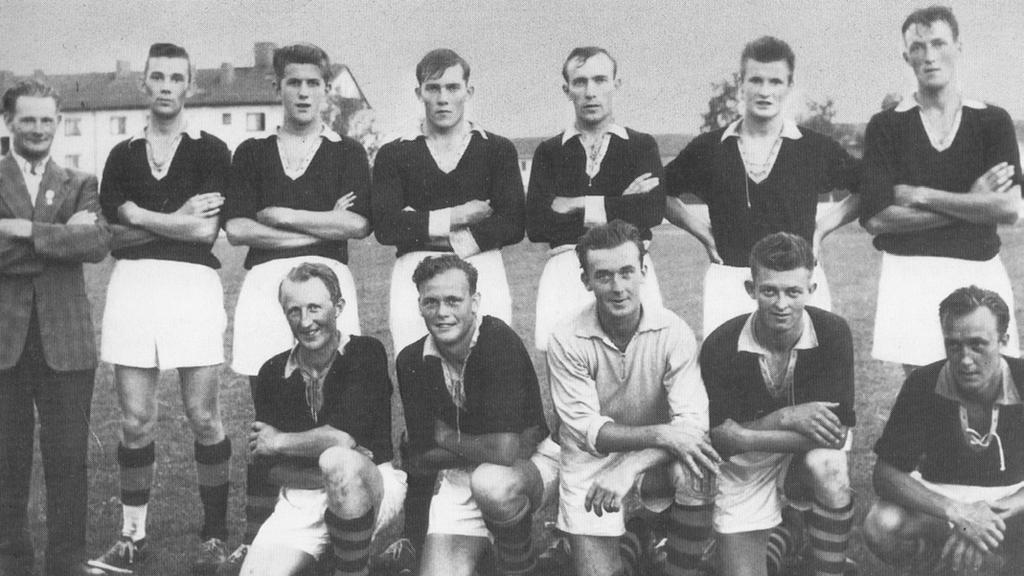 ÅSA IF 100 ÅR 7 A-laget 1957 -seriesegrare i div Vl och nordhalländska cupmästare.