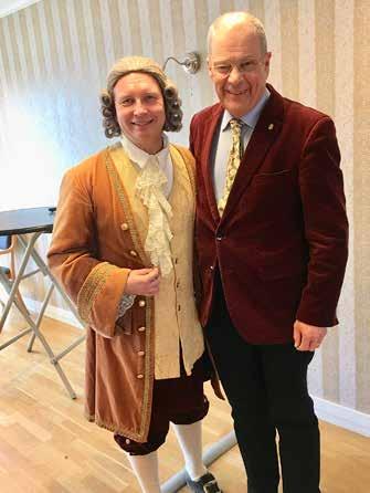 Linné gästade västgötar i Växjö Självaste Carl von Linné gästade Västgöta gille i Växjö, när det var dags för traditionell årsstämma i mitten av april.