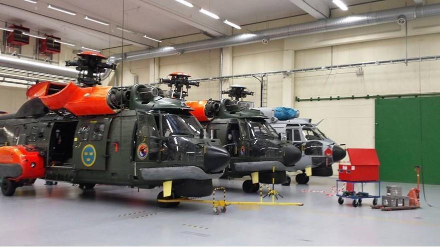 De andra två haverierna skedde över hav. Den 18 november 2003 havererade Helge 99 under en räddningsövning utanför Rörö, då helikoptern kolliderade med havsytan, bröts sönder och sjönk.
