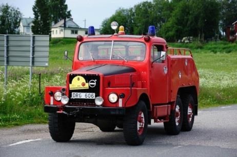 Räddningsterrängbil 922 är i första hand avsedd för snabbsläckning av flygplansbrand. Största vikten har lagts vid bra acceleration för att bilen snabbt skall kunna vara på plats.