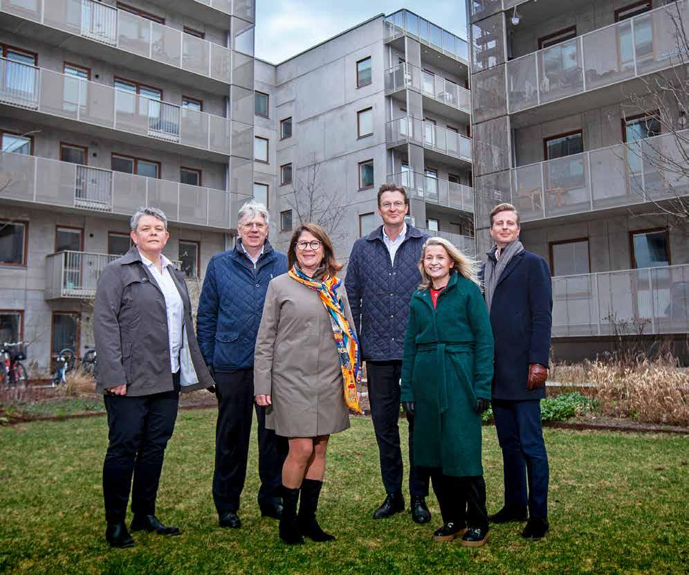 Bolagsstyrning Ledning Från vänster: Ulrika Thorildsson, Frank Sadleir, Nina Agerberg, Patrik Emanuelsson, Hanna Franzén, Henrik Fernström.