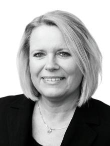 s Furustrand, Ann Christin, Kommunalpolitiker (s). Studerat statsvetenskap och kommunikation samt har journalistutbildning.