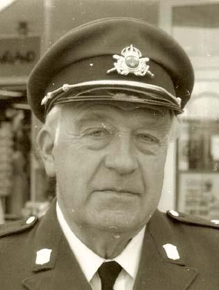 På 1930-talet ägdes gården av den kände sångaren Sven-Olof Sandberg. År 1957 köptes gården av Bosse Ahlqvist, ägare till Stållinan. Han gav gården det utseende som den har idag.