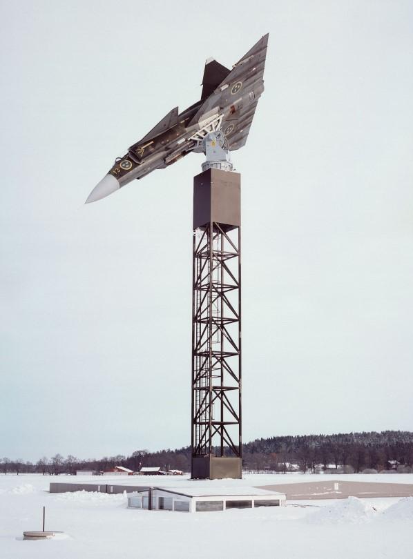 121 m. Ett fast vridbord med vertikal vridningsaxel placerat i marknivå ingår också i anläggningen. Bemanningen har under åren varierat, med Åke Kvick och Peter Eriksson som tongivande.