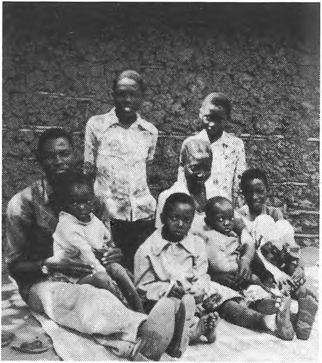 Fadderverksamhet vid Berget skolan avkerstinanderson Ända sedan april 1981 har eleverna i klass 6, Bergetskolan haft en fadderfamilj i Tanzania.