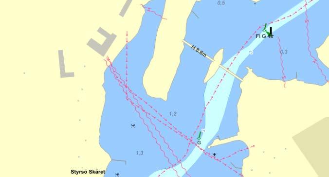 4 (12) 4 GEOTEKNISKA UNDERSÖKNINGAR Geotekniska fält- och laboratorieundersökningar redovisas i en separat handling benämnd: - Markteknisk undersökningsrapport (MUR)/ Geoteknik, daterad 2015-05-08,