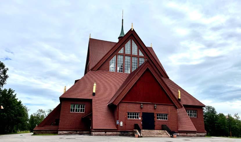 Bibliotekets invigningsprogram Torsdag Fredag Lördag 1 september 2 september 3 september Kiruna kyrka flyttas redan 2025 10.00 Biblioteket öppnar De första 100 besökarna (100 vuxna) får en goodiebag!