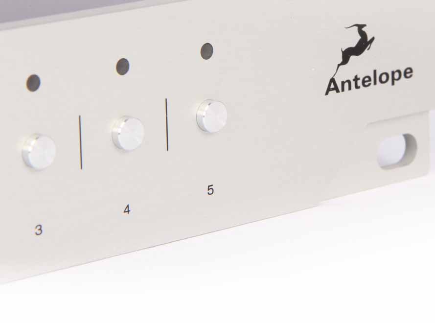 Antelope Orion32 imponerar med alla sina funktioner och anslutningsmöjligheter. jobbigt.