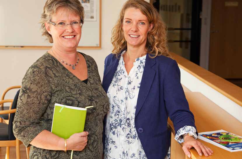 Språkutvecklarna Agneta Bengtsson och Pia K Persson ledde ett projekt som gjorde att modersmålslärare, specialpedagoger och andra lärare kring tvåspråkiga elever började samverka.