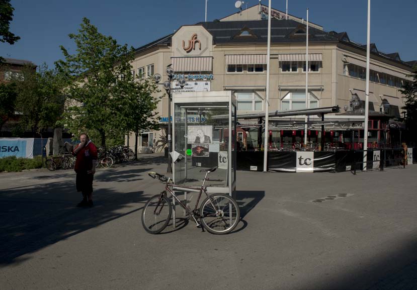 Umeå Urban Forum tar sin utgångspunkt i stadens offentliga rum genom att undersöka hur de fungerar för olika grupper av människor och hur de kan utvecklas för att stärka en hållbar stadsutveckling.