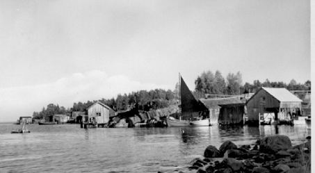 Heindrich Lindström, Bylehamn. Född 1907. Robert Lundberg, Skeppsmyra. Född 1904. Per Netzler, Bylehamn. Född 1903. Sture Persson, Backa. Född 1914. Knut Pettersson, Väddöbacka. Född 1899.