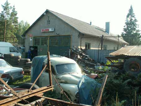 En skattgömman för den som behöver en reservdel till en utgången årsmodell I början var det mest Volvo PV, Volkswagen, Morris, Austin, Ford Zephyr och naturligtvis Grålle-traktorn.