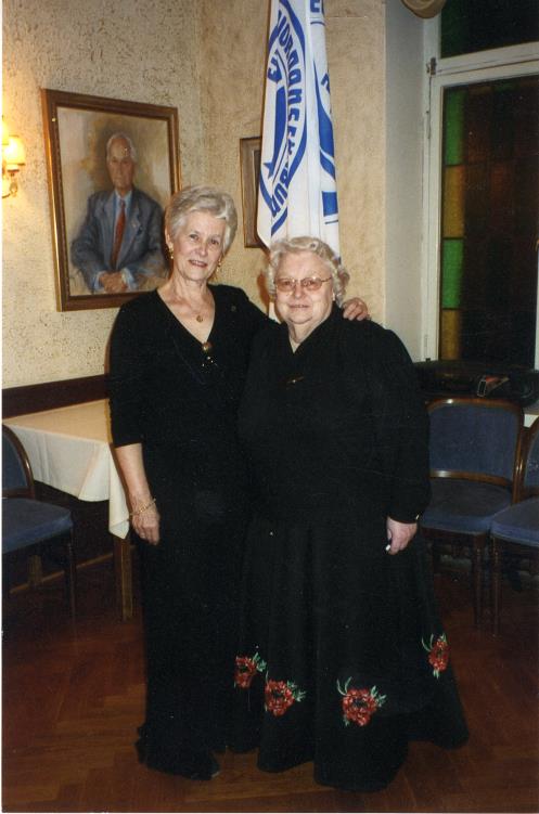 Ännu ett ordförandeskifte Vid årsmötet 2.4.2006 avtackades Gunvor Nyström för sin vägande insats som ordförande i 6 år, och för den långa och uppoffrande tid hon verkat som sekreterare i Förbundet.