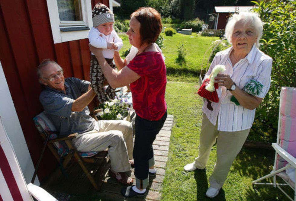 Rolf & Ally är gröna veteraner Lille Herman trivs med livet på kolonin. Där sover han extra gott, enligt mamma Kina Schedin.