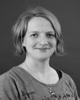 I projektet har Maria arbetat med hur personer med kemisk överkänslighet hanterar sin överkänslighet och vilket stöd de uppger att de har från olika personer och institutioner i samhället. maria.