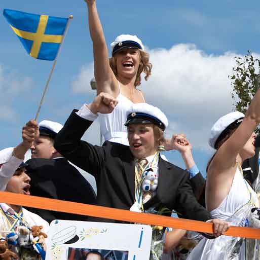 Framtidshopp Trygghet Trygghet är också ett av Marks kommuns kärnvärden. Trygghet och glädje i hemmet, för barnen, i skolan, i närsamhället, i jobbet, på fritiden, inför ålderdomen.