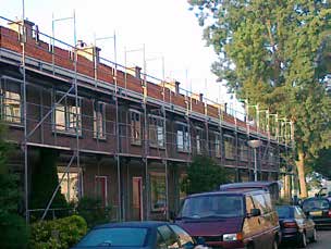 Arbetets utförande Delft I Delft, där hyresgästerna bodde kvar i sina bostäder under renoveringsarbetet, behövdes ingen total ombyggnad av huset.