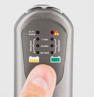 kommer att överskrida gasningsspänningen, uppstår en kraftig gasning i dessa samtidigt som temperaturen stiger och batteriet torkar ut vilket kan leda till säkerhetsrisker.