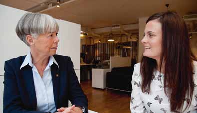 Enligt Lena Linn försöker hon anamma ett coachande förhållningssätt som mentor genom att inte komma med några svar utan fungera som en katalysator för adeptens utveckling.