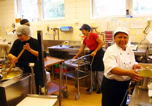 Annedals äldreboende i Göteborg har ett eget kök och engagerad kökspersonal.