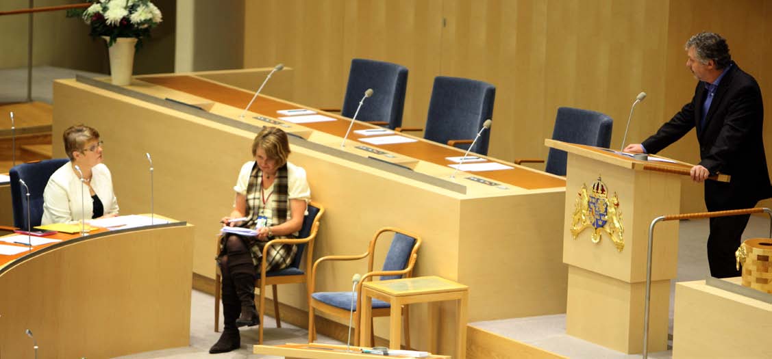 14 Röster i debatten riksdagens årsbok 2009/10 FOTO: FREDRIK PERSSON/SCANPIX Turerna kring Vattenfall fick Miljöpartiet att begära en debatt i riksdagen.