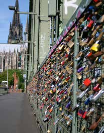 Deutsche Investitionen in Schweden Tyska investeringar i Sverige Abus hänglås pryder Hohenzollernbrücke i Köln, en symbol för kärlek.