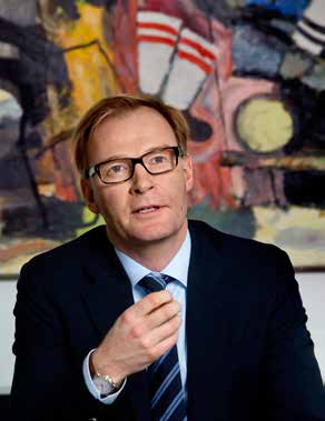 Om oss Über uns Olof Persson i intervju Olof Persson im Gespräch Olof Persson, Präsident und CEO von Volvo, ist seit Oktober 2012 Präsident der Deutsch- Schwedischen Handelskammer.