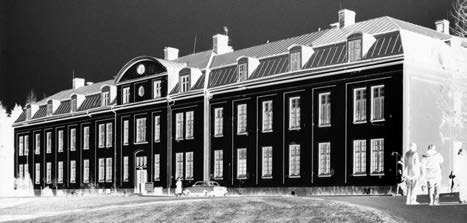 B A C K A 6 6 Kristiansborg, avdelning för första klass (2). Foto 1984. 240 2. Kristiansborg Byggnaden uppfördes 1910 11 för förstaklass-patienter.