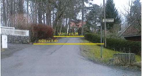 (I er vägutredning föreslår ni att Bråta Broväg skall breddas till 5,5 meter (nuvarande vägbredd är 3,5 meter) samt att man även skall lägga en GC-bana på meter, d.v.s. totalt 7,5 meter.