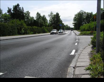 cirkulationsplats i Borlänge (som ligger i anslutning till avfarten via motorvägen till Falun) med ungefär 30 000 ÅDT 14 och rondellen på väg 66 (infarten till Smedjebacken) med cirka 6 000 ÅDT.