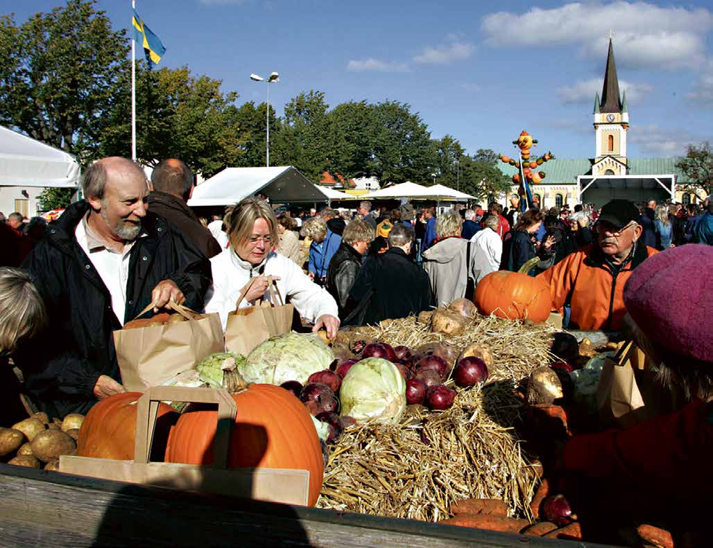 Foto: Ölands skördefest Ölands Skördefest Sveriges största! Varje höst, sista helgen i september, anordnas en skördefest över hela Öland.