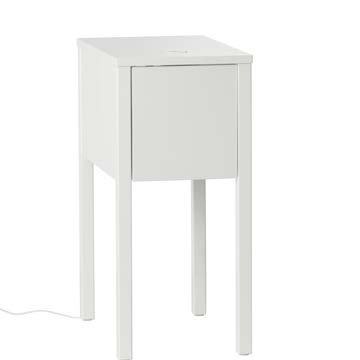 38 PH124045 NORDLI/MORIK avlastningbord med trådlös laddning 899:- Inbyggd laddare för smartphone samt inbyggd USB-port.