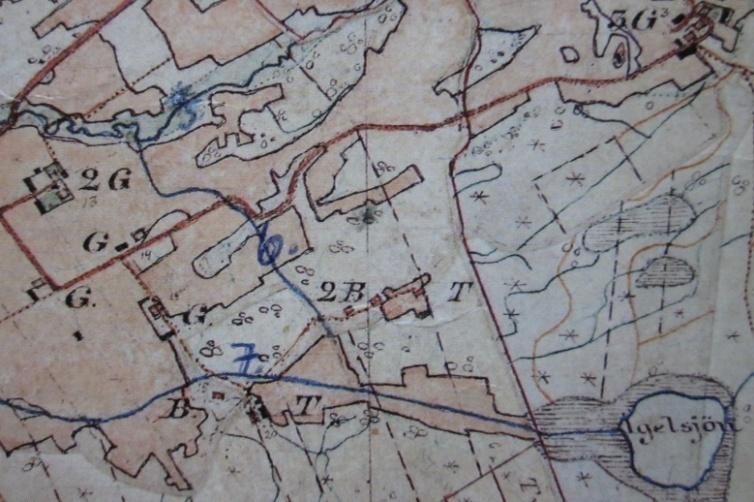 Kanalen (Loo Nedergård) (Nummer 6 på kvarnkartan) En kanal på Loo Nedergård, som till stora delar fortfarande är synlig ute i naturen, finns tydligt angiven på en karta från 1890-talet.
